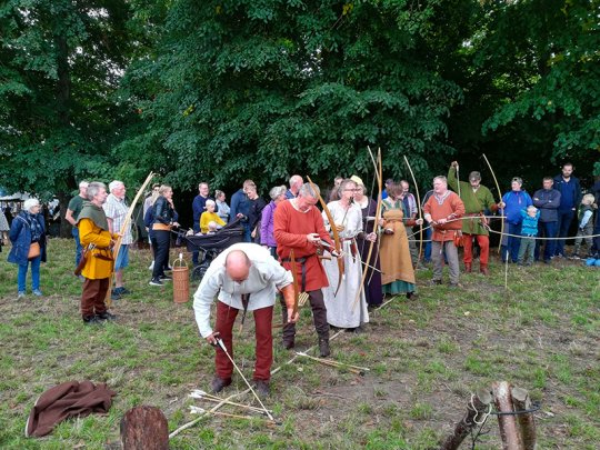 Iwaz på Nordfyns Vikingemarked i Glavendruplunden