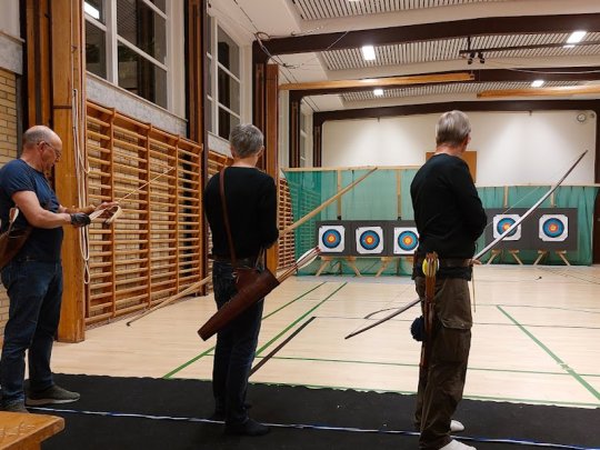 Træningsfacilitet i vintersæsonen er en lejet gymnastiksal